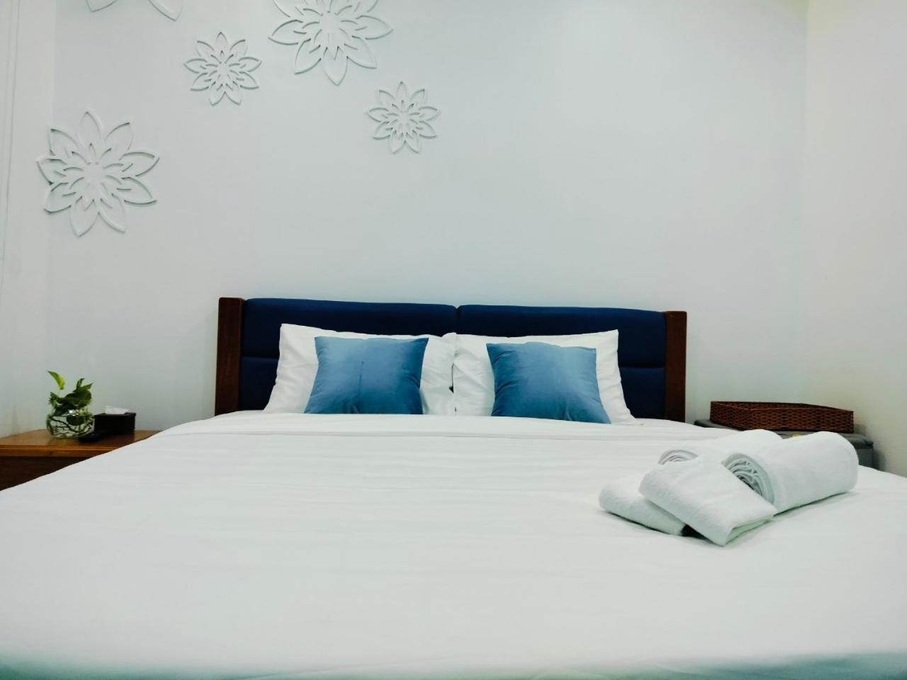 Adventure Hotel Хошимін Екстер'єр фото