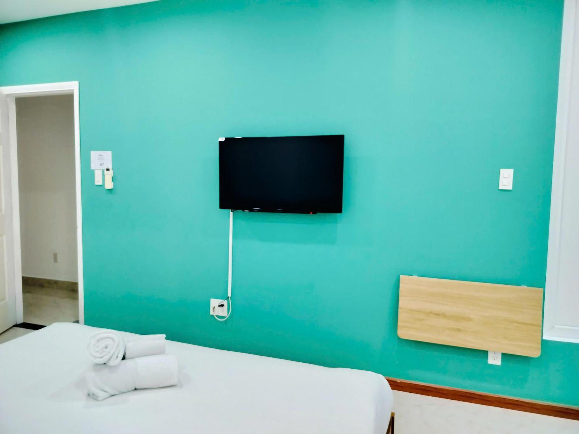 Adventure Hotel Хошимін Екстер'єр фото